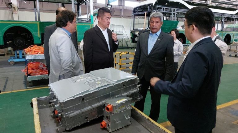 d183f2d9-fb54-424b-ad69-d7a100e905d1-1-